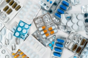 Pharmacies in England to prescribe more medication from autumn